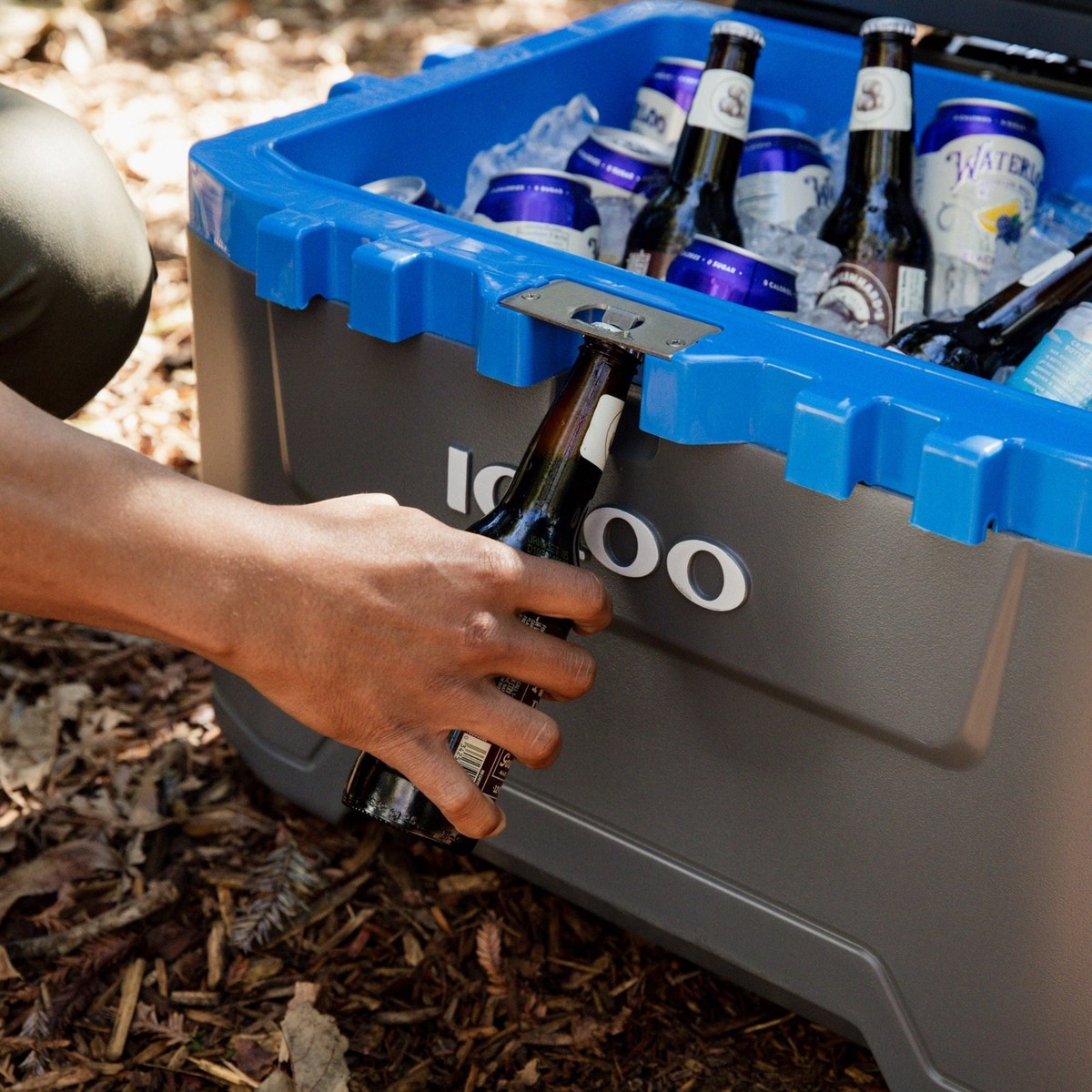 冷凍ADL50 M50 Igloo 52 QT Cooler, Overland Ice Chest, Wheels, Gray Blue, Camping