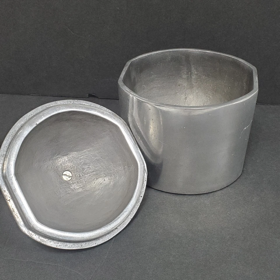 Recipiente de armazenamento Croscill Home Fashions Edge 51 frasco de prata alumínio com tampa - Imagem 3 de 4