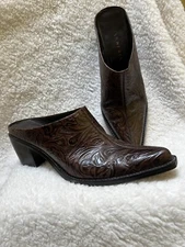 NIB Gianni Bini Lariat Western Brown TOOLED Cowboy Shoe Mules Heels 7.5 M