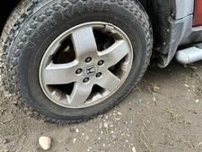 Used Wheel fits: 2003 Honda Element 16x6-1/2 alloy 5 spoke Grade A