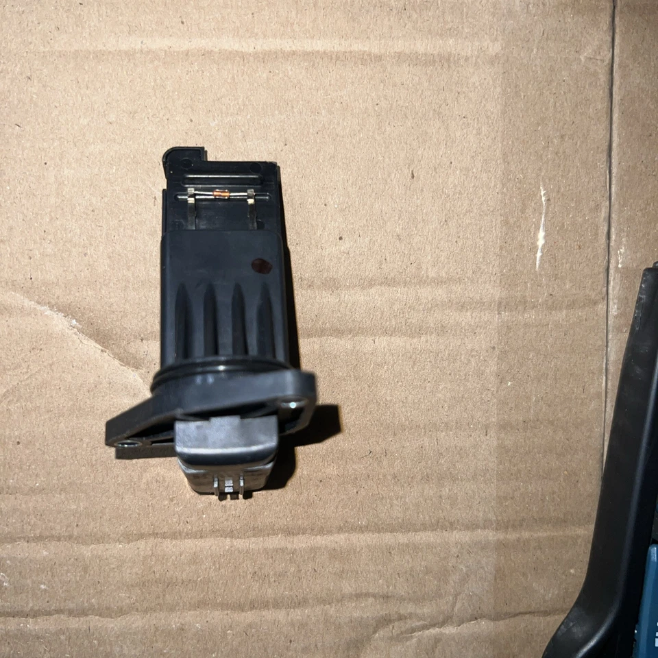 Sensor de flujo de aire másico 245-1375 Walker Products para Mazda CX-5 CX-9 MX-5 Miata 3 Foto 3 de 4
