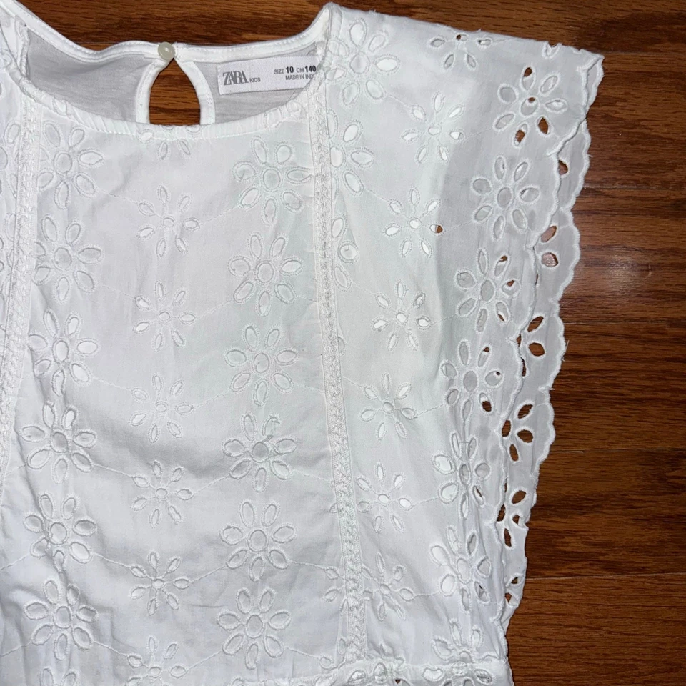 Zara Girls White Eyelet Flutter Sleeve Cotton Top Size 10 - Image 4 of 4