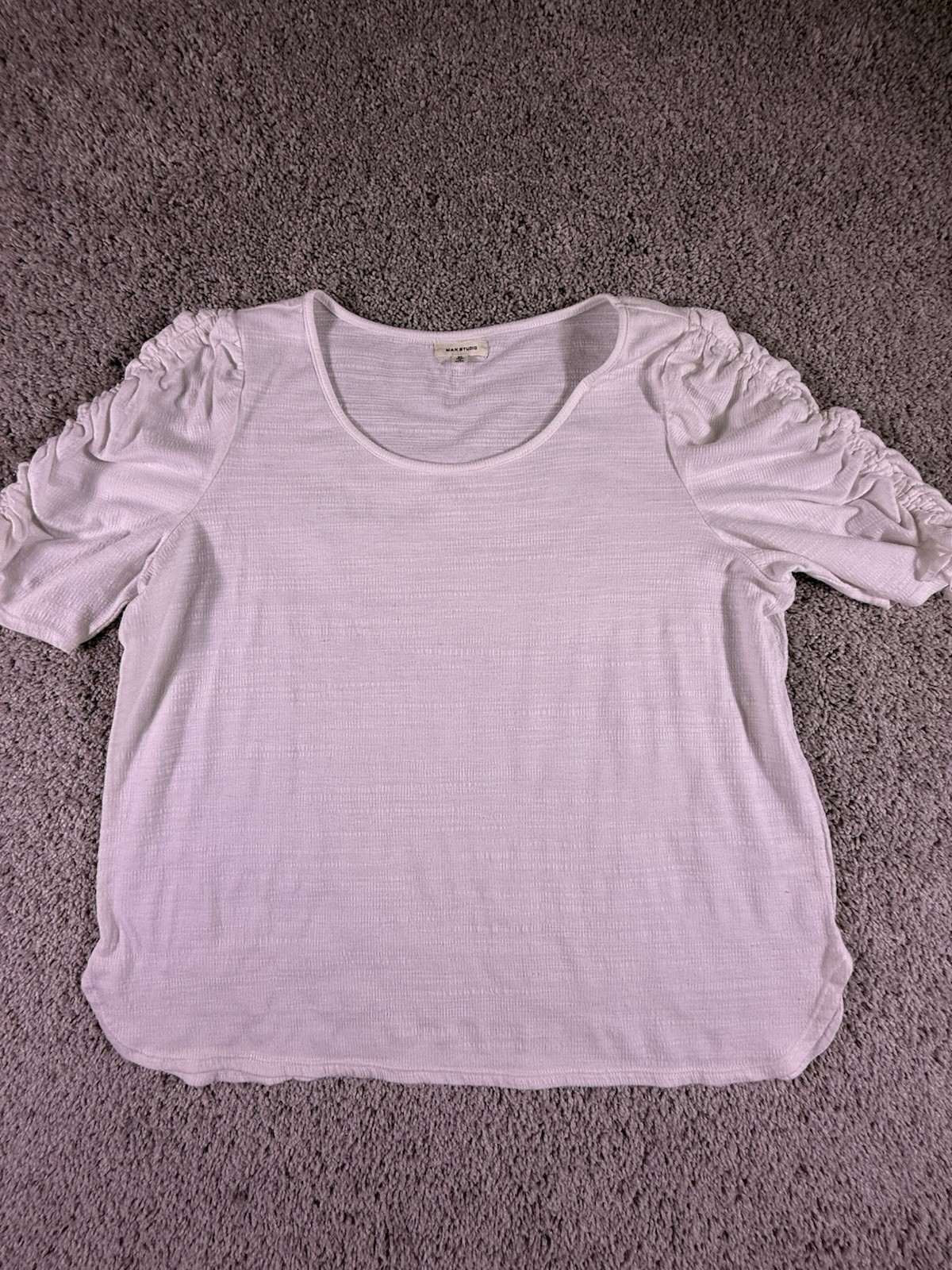 Max Studio Women’s White Top Short Sleeve Size XL
