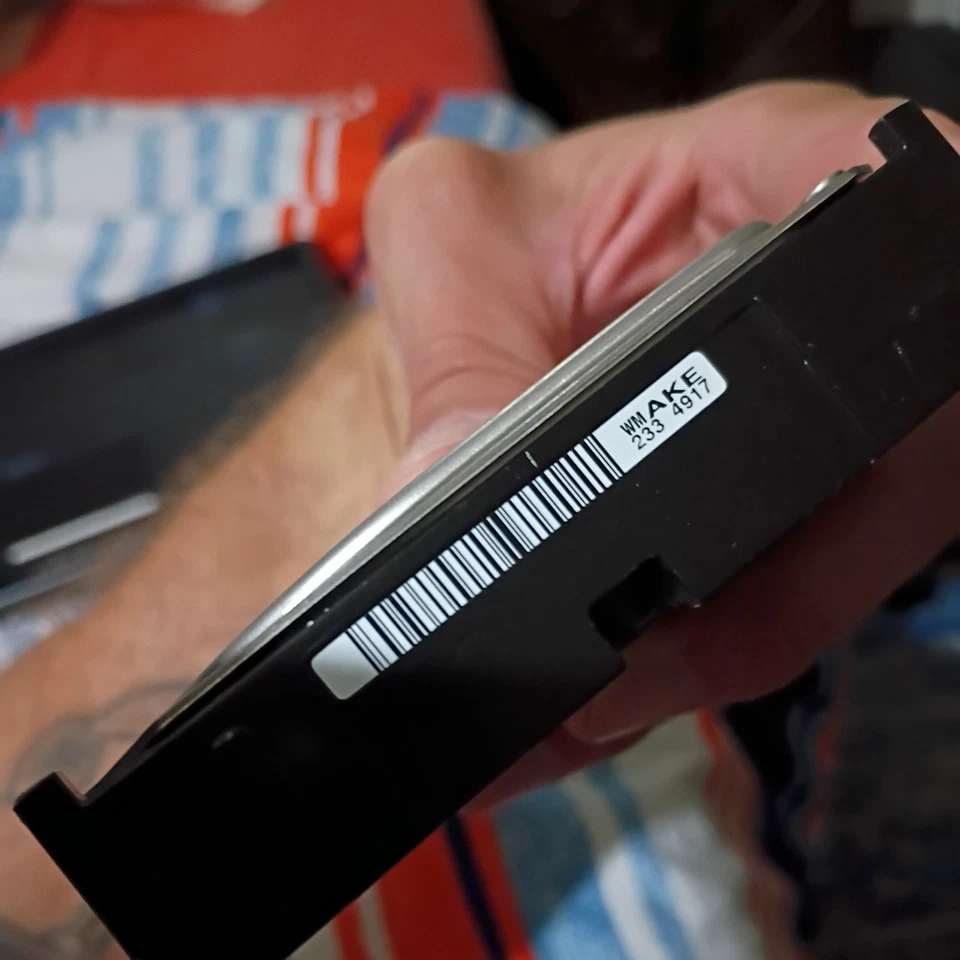 Western Digital RAPTOR Hard Drive 74.8GB 10K RPM SATA 3.5'' WD360GD - - Image 3 of 4