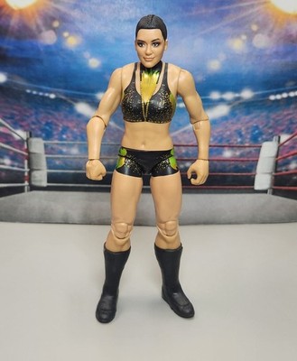 WWE Lyra Valkyria Debut Figure Main Event 155 Mattel First Time In Line CHASE