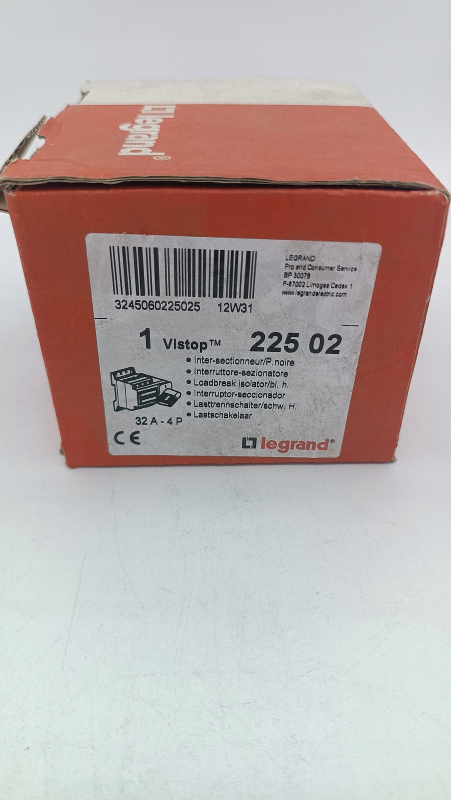 Legrand 22502 Vistop 32A 4P Disconnect Switch