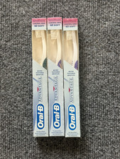 Vintage 1996 Oral-B ADVANTAGE 40 Soft Control Grip Toothbrush Lot of 3