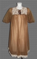 VTG Vanity Fair Lace Trim Puffy Sleeves Double Layer 4-Button Peignoir Robe Wm S