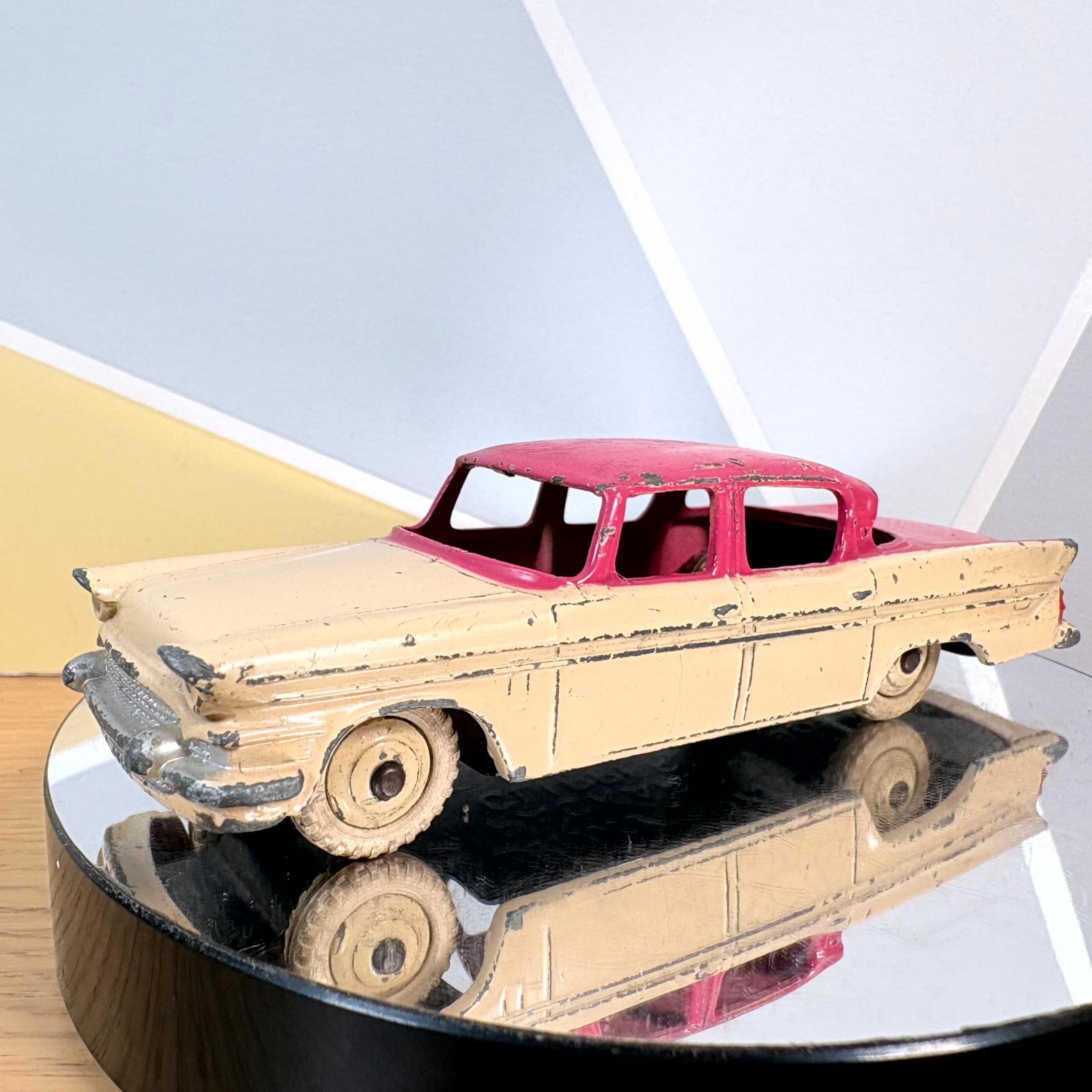 Dinky 180, Packard Clipper - Free Price Guide & Review
