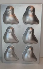 Vintage Amscan Inc. Mini Ghosts Halloween Baking Pan Cake Jello Mold 