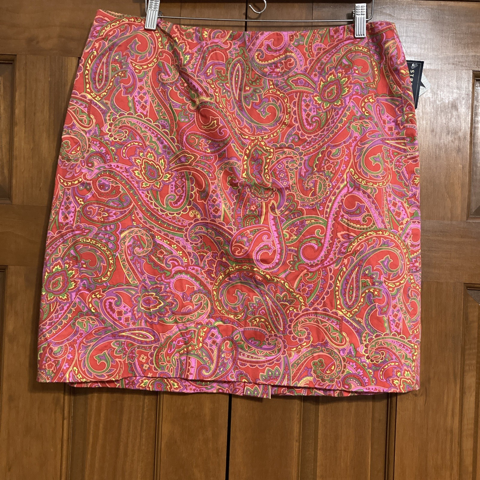 NWT Jones New York Cotton Stretch Paisley Pink Skirt Women’s Size 16