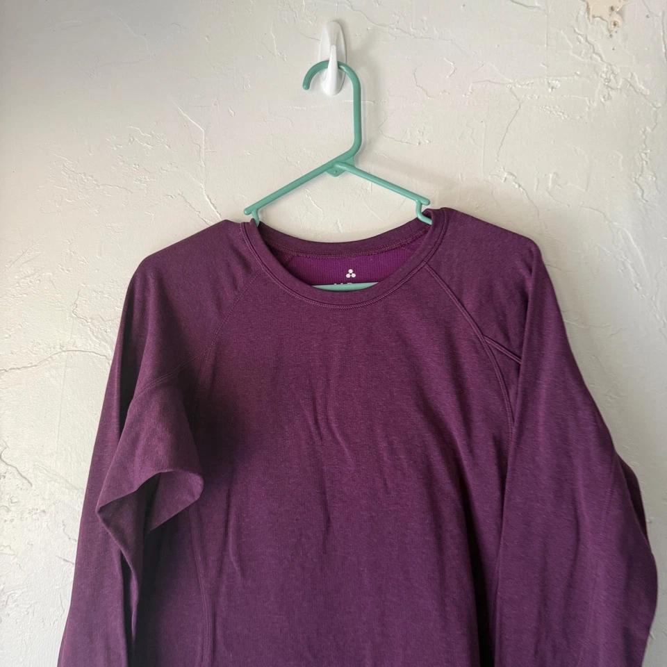 Top LL Bean Expedition Peso Manga Larga Cuello Redondo XL Mujer Púrpura Ropa Activa Foto 2 de 4