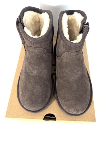 Mini Bota UGG Niños Adri Clásica Marrón Chocolate Talla 1 Nueva en Caja Nueva Sin Caja - Imagen 6 de 12