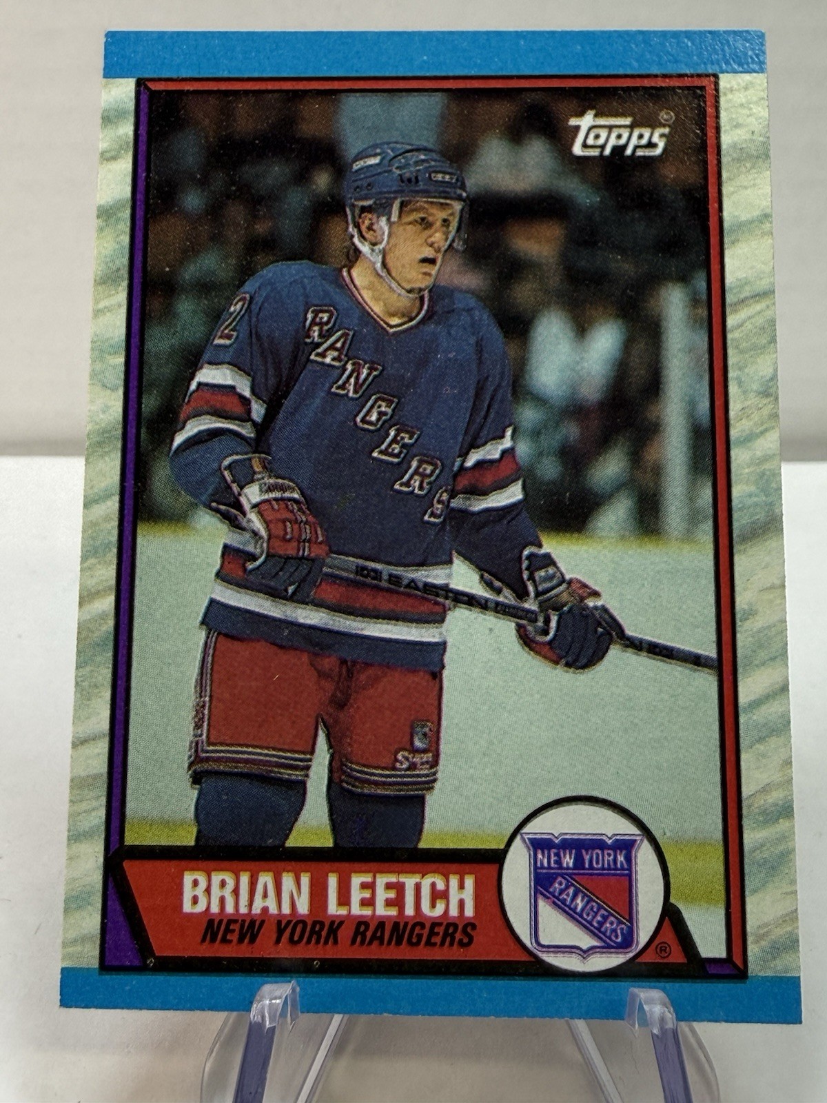 Topps 1989-90 Brian Leetch Rookie Base Set New York Rangers #136 NHL Card