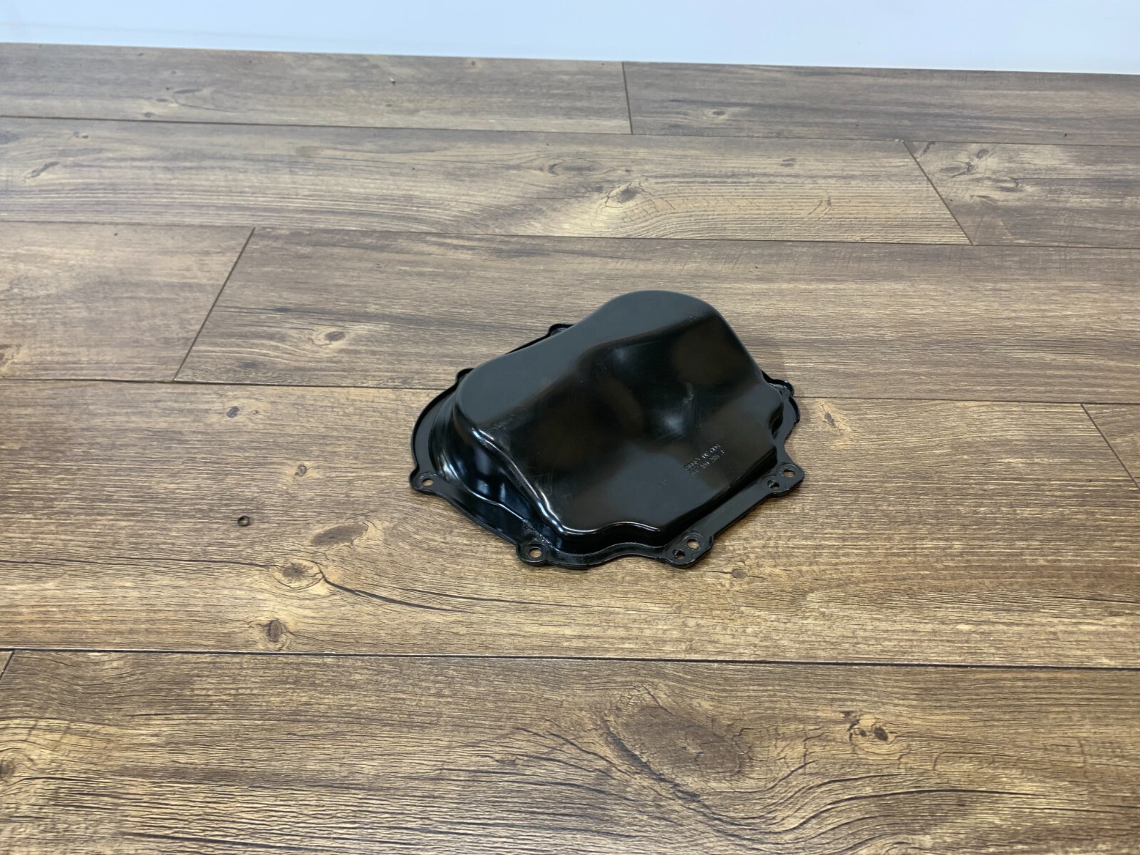 0915 Audi S4 S5 A6 A7 Q5 Q7 3.0L Engine Upper Timing Chain Cover