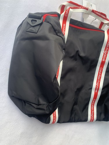 NWT Calvin Klein Fragrances Weekender Duffel Bag Suitcase 20x15 Black/Red - Picture 8 of 12