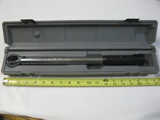 J.S. Tool Co. 3/8" Drive 5-75 FT LBS TORQUE WRENCH USA