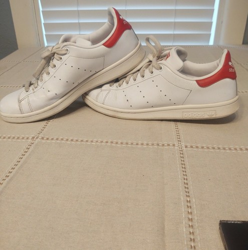stan smiths 9.5