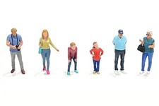 FAMILY DAY FIGURE 6 PC. SET 1/64 DIECAST FIGURINE AMERICAN DIORAMA AD-2410MJ