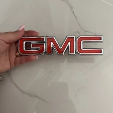 07-14 GMC Sierra Rear Tailgate Emblem 22764045