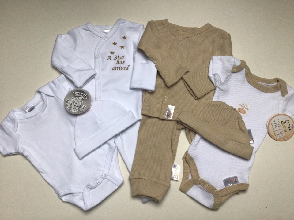 Bundle of premature tiny baby boys girls warm winter clothes 5-8 lbs - Image 3 of 4