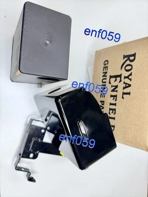 ROYAL ENFIELD RESONATOR COVER BOX / AIR FILTER BOX BLACK. GENUINE ROYAL ENFIELD - Image 1 of 3