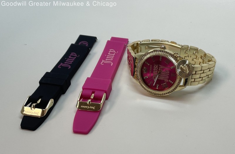 Juicy Couture Gold Tone Stainless Steel Ladies Watch W/ Silicone Bands 76.3g