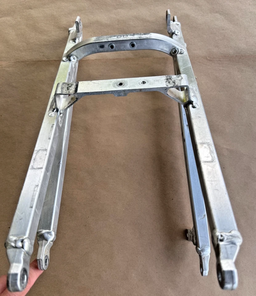 雅马哈 YZ250F 子框架底盘 YZ450F 2014 2015 2016 2017 2019 — 第 4/4 张图片