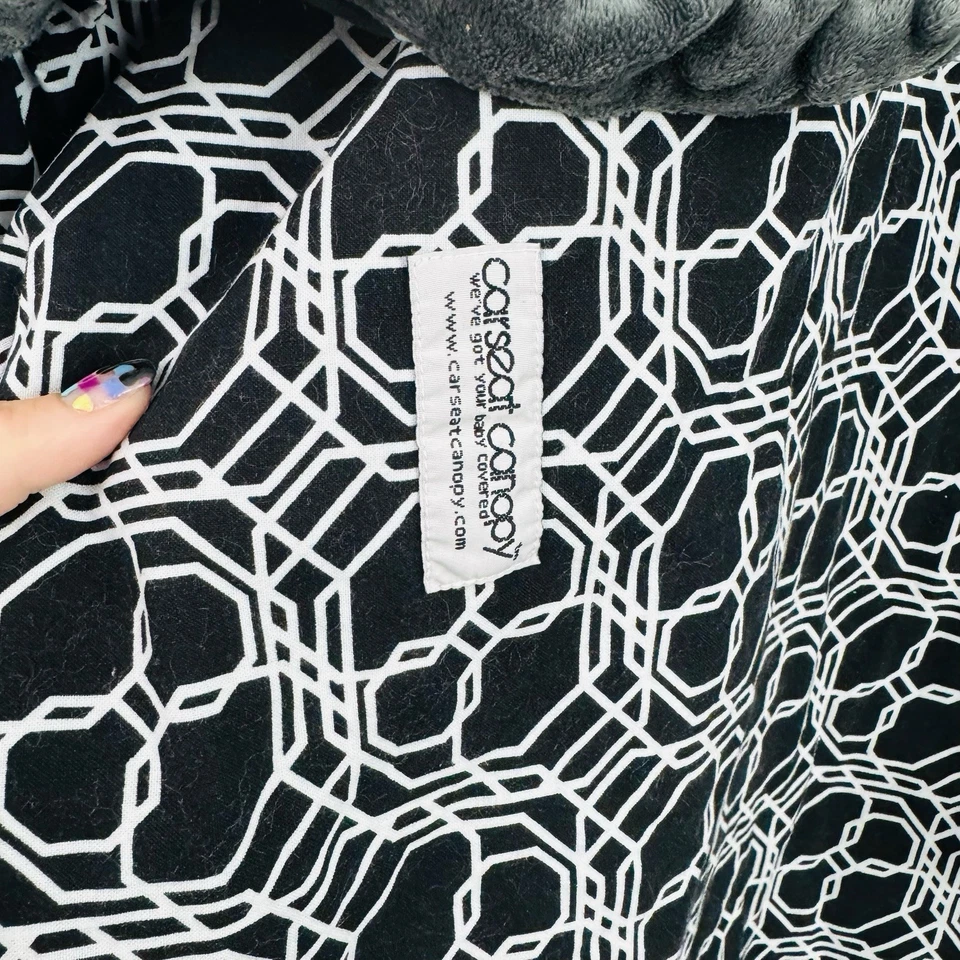 Paquete de dos fundas de asiento de coche, toldo de asiento de coche y Monbebe Foto 4 de 4