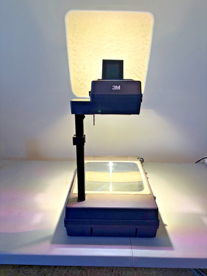 3M 2000 Overhead Projector Portable Briefcase Model Tested Working Made in USA