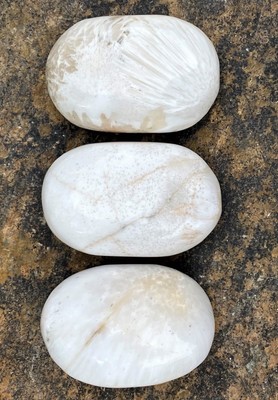 Scolecite Small Palm Stone   Peace Relaxation Meditation 29810E
