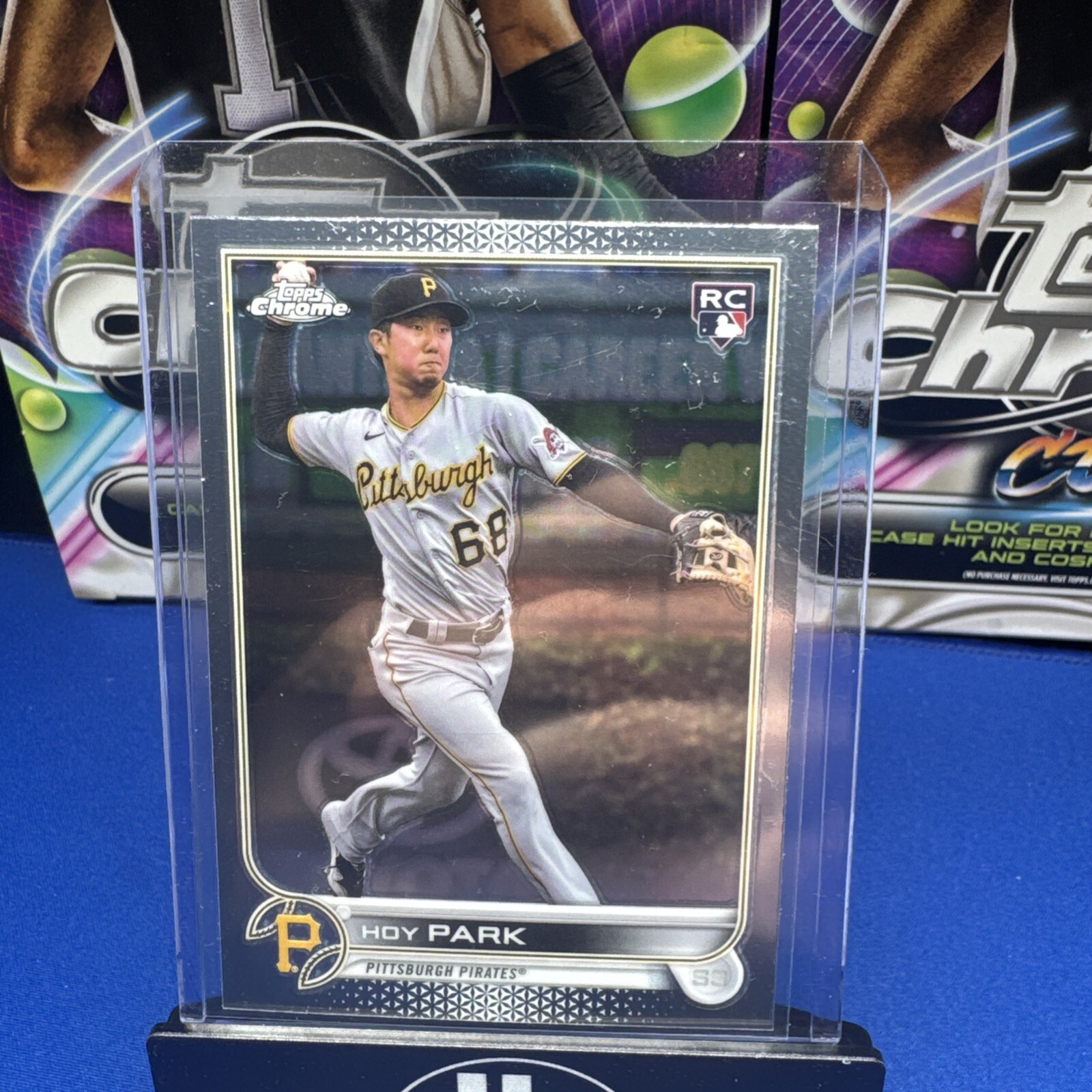 2022 Topps Chrome - #32 Hoy Park (RC)