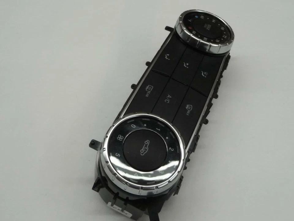 Panel de control de aire acondicionado de calefacción Mercedes Benz SLC300 2017-2019 A1729004404 OEM A1 Foto 4 de 4
