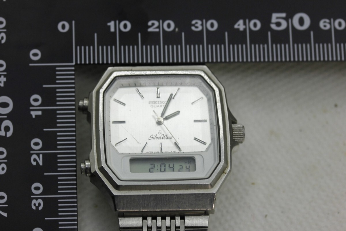 SEIKO Silverwave H449-5020 Vintage Men's quartz digital watch with