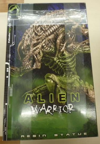 PAISADES Palisades Alien 2 Alien Warrior Statue Figurine - Rare Collectible - Afbeelding 1 van 11