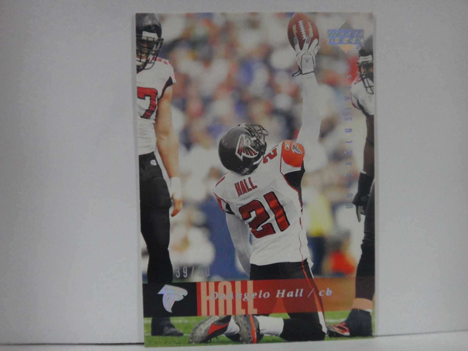 2006 Upper Deck UD Exclusives Silver /50 Deangelo Hall #12