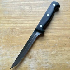SHARP J.A. HENCKELS Eversharp Pro 5.5” Blade Stainless Serrated Boning Knife