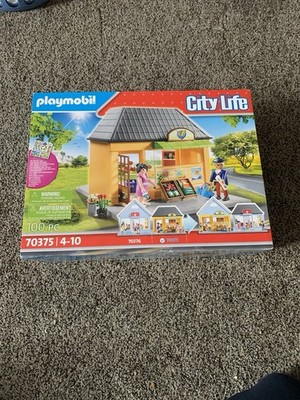 Playmobil City Life Grocery Store 100 Pieces New Sealed