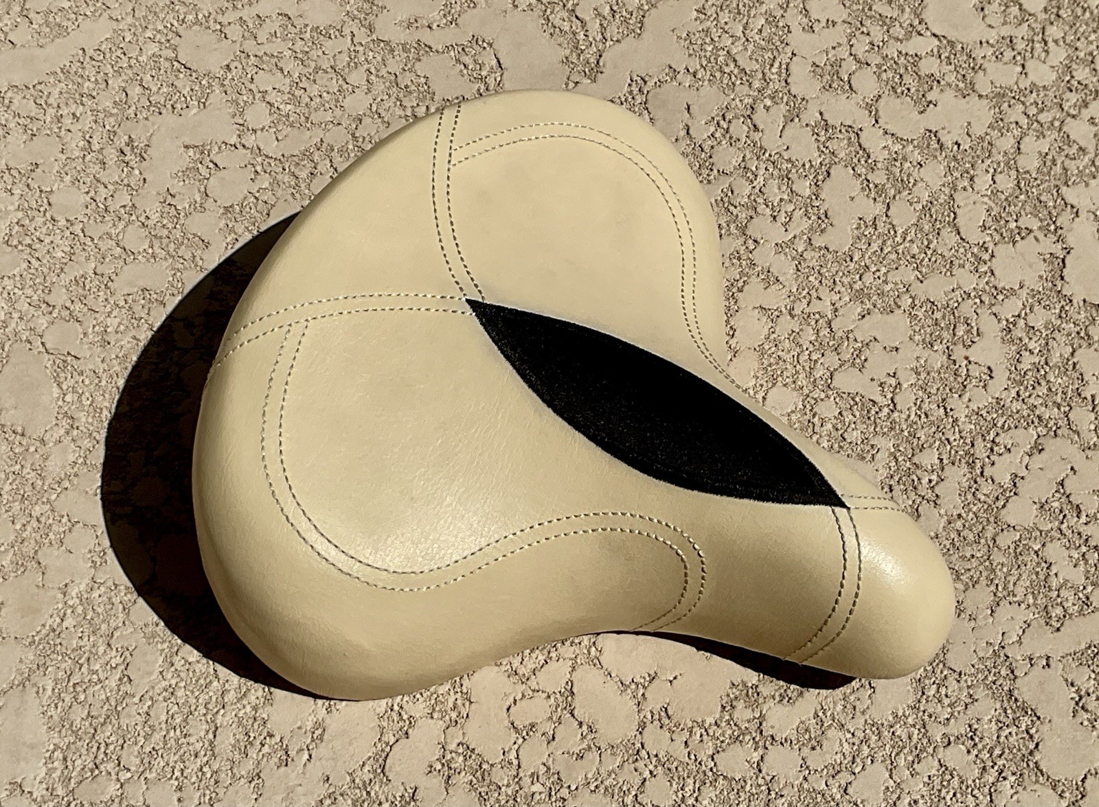 Xl Saddle - Great Shape!