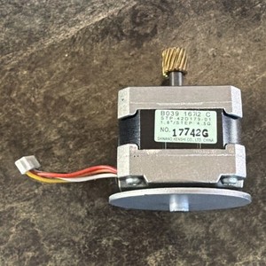 Shinano Kenshi Stepper Motor - STP-42D179-01 - USED