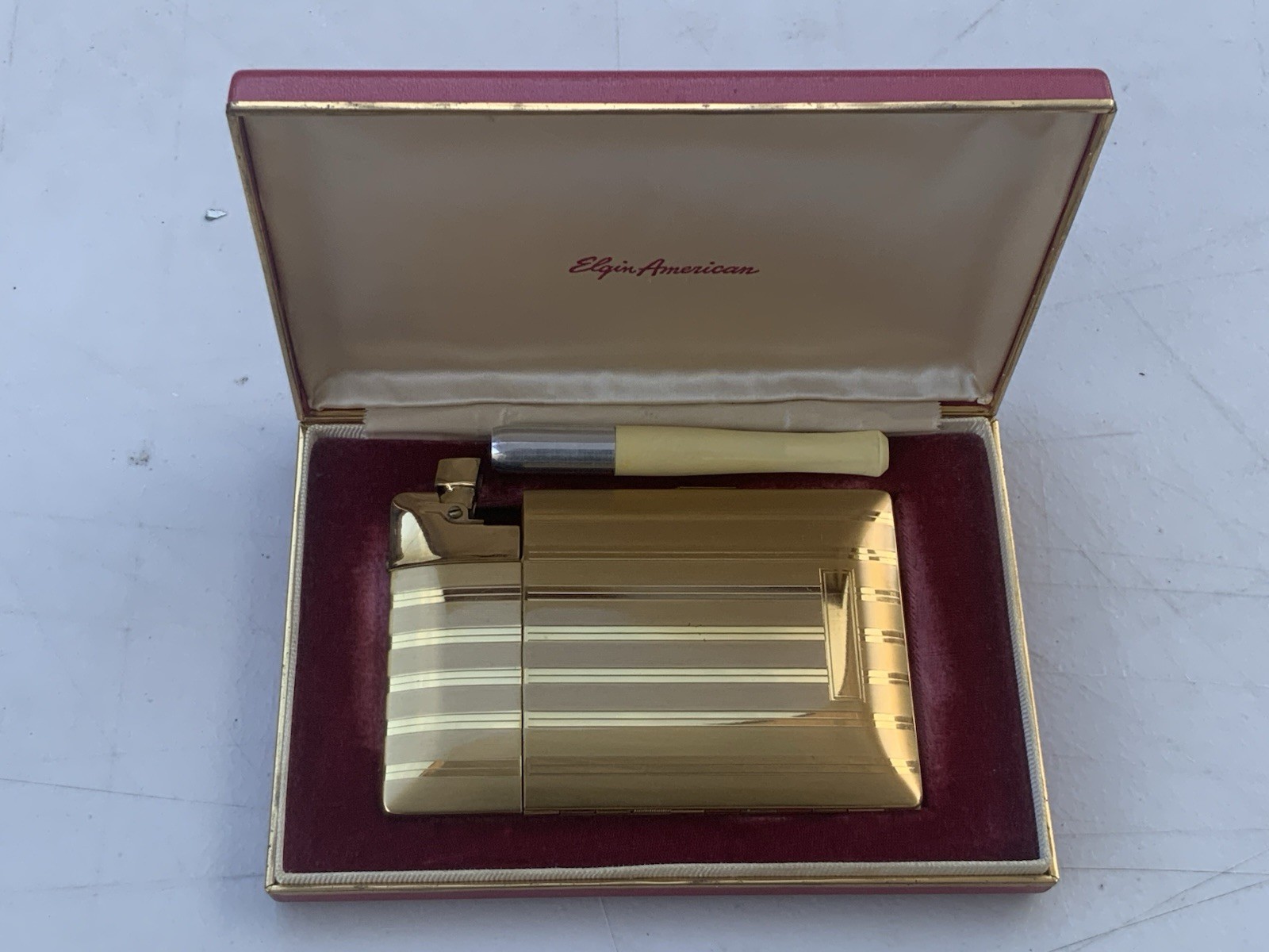 ART DECO ELGIN AMERICAN GOLDTONE MAGIC ACTION CIGARETTE CASE