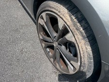 2017 2019 Buick Cascada OEM 20x8.5 Wheel Rim Has Curb Rash 