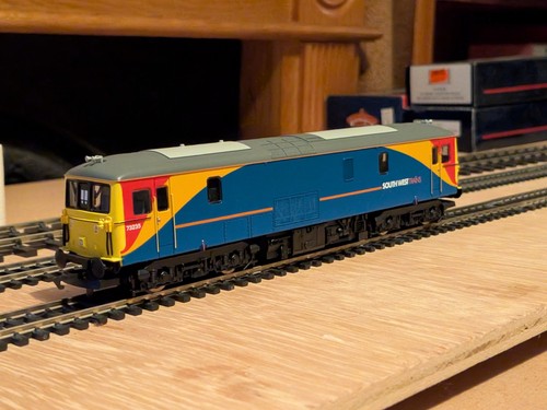 Hornby R2655 Class 73235 Modelleisenbahn South West Trains Livery Neu in OVP getestet | Zustand: New: Other (See Details)