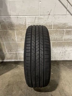 1x P235/60R18 Paragon TOUR SUV 10/32 107 V Used Tire 2356018