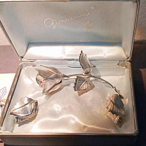 Giovanni Silver Tone Rose Flower Brooch Pin & Clip-On Earrings Set w/ Box