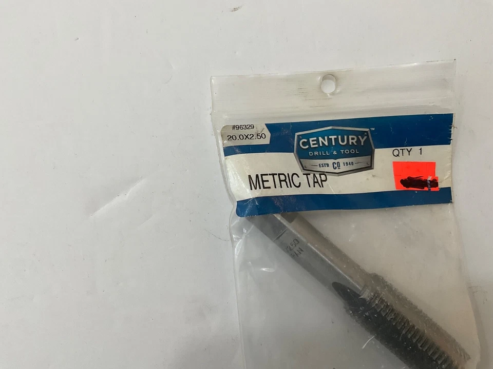 New Century Drill & Tool Co. metric tap 20.0 x 2.50 #96329 made in Japan - Image 2 of 3