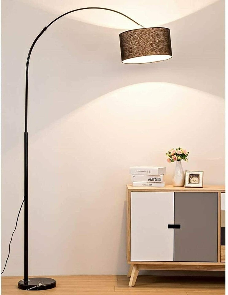LED Bogenleuchte Mit Samt Lampenschirm Beige Gold