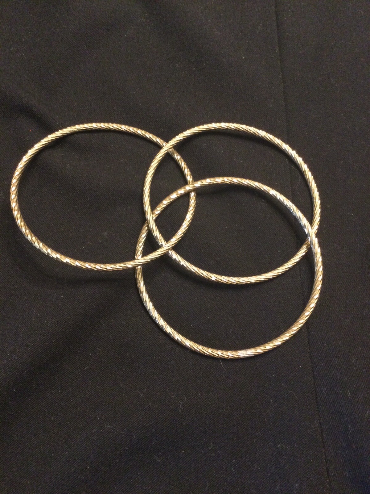 Three Gold-Tone, Interlinked Bangle Bracelets Wom… - image 3