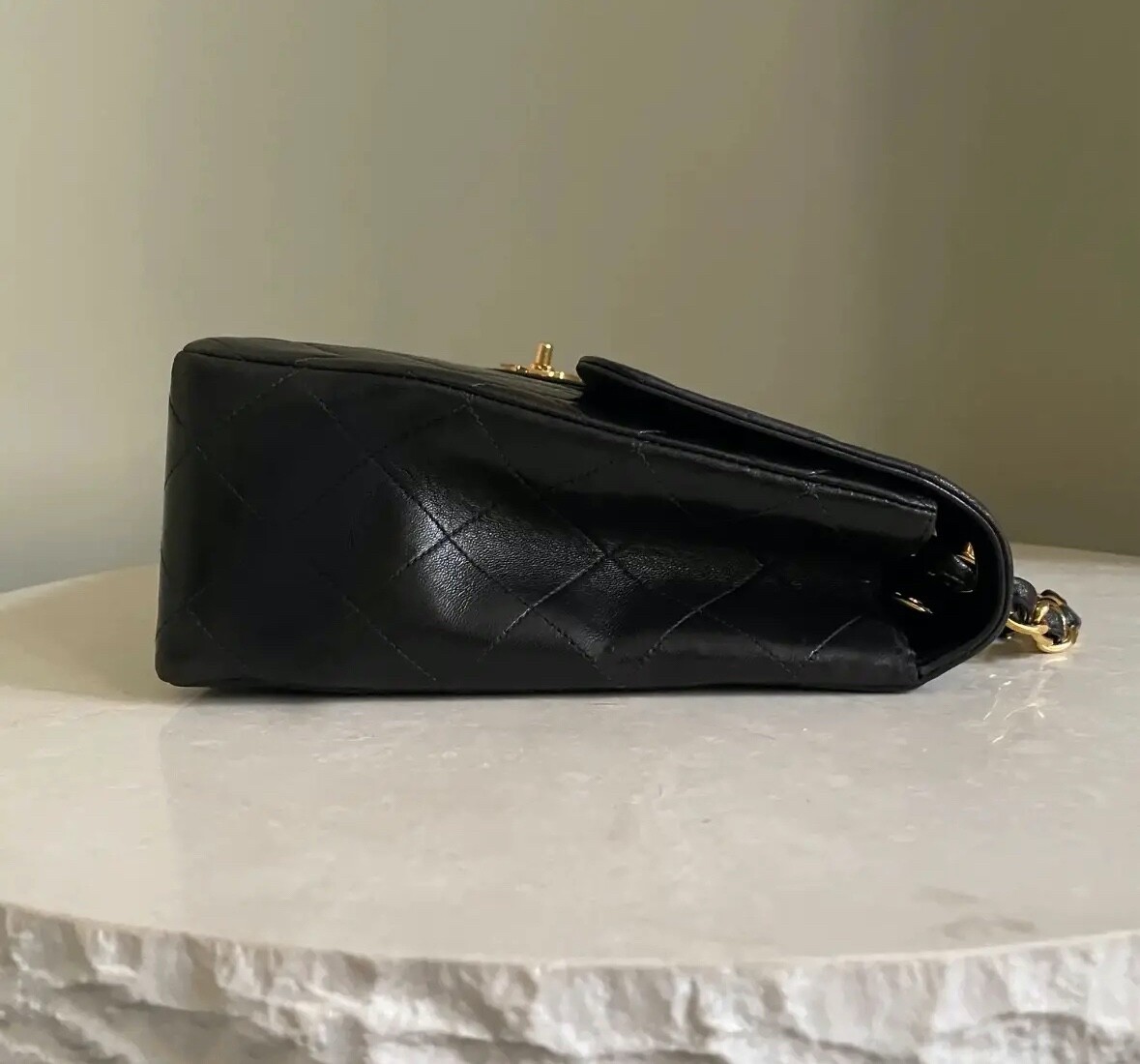 CHANEL Vintage Black Classic Large Jumbo Single Flap Bag CHANEL Vintage Black Classic Large Jumbo Single Flap Bag