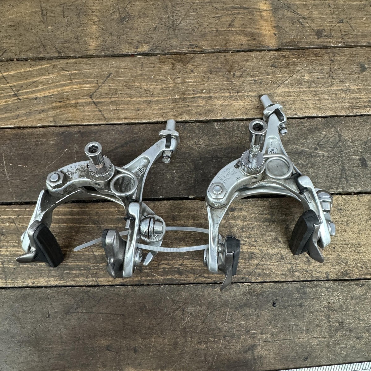 Vintage Shimano Dura-Ace BR-7700 Caliper Brakes Set Silver Road